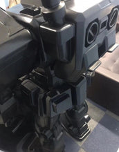 Load image into Gallery viewer, 5FT MASTERMIND GUNDAM RX-78 SCULPTURE
