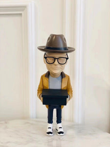 SHOE DESIGNER TINKER HATFIELD FIGURINE AUTHORS SERIES